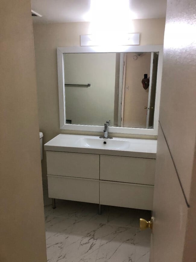 Photo - 505 S Pine Island Rd