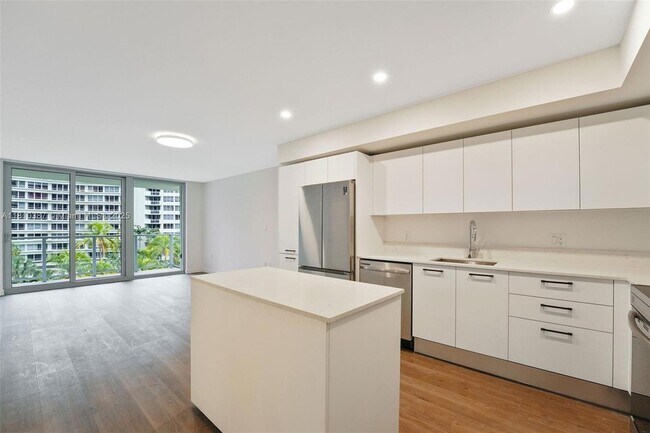 Photo - 1500 Bay Rd Apartment