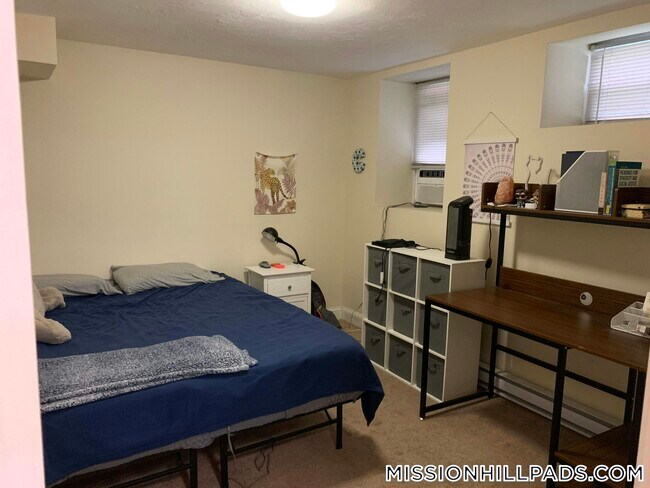 Photo - 891 Huntington Ave Unidad G-2