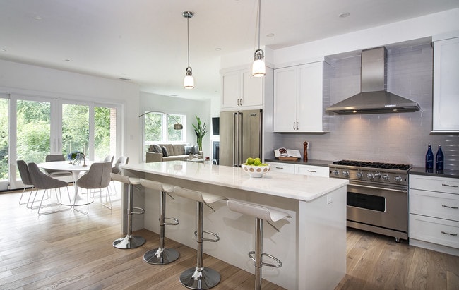 Building Photo - Colonial Court Rental
