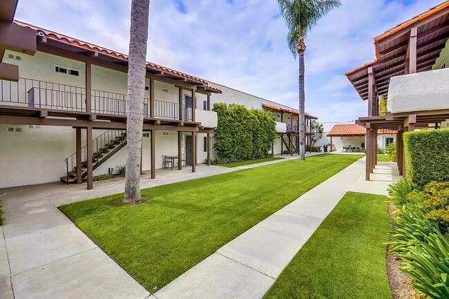 VIVA Apartment Homes