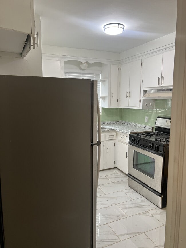 Photo - 11910 Gunston St