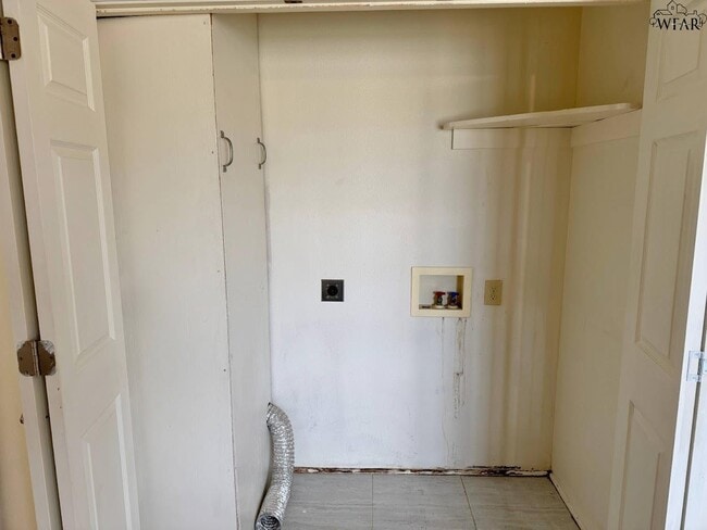 Photo - 2941 Stearns Ave