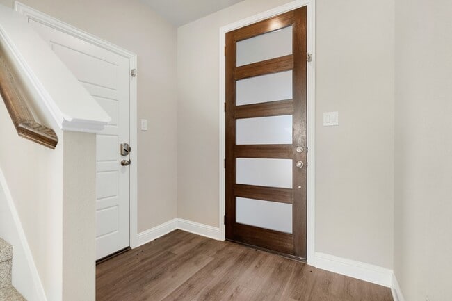 Photo - 2041 Layla Dr