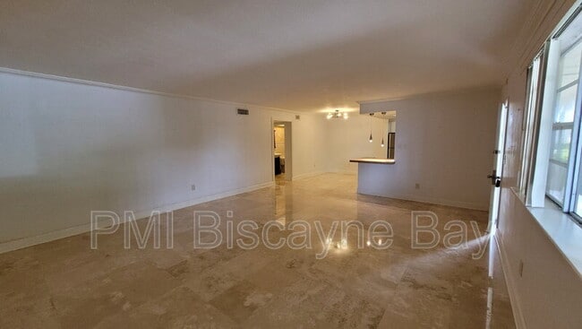 Photo - 11960 NE 19th Dr