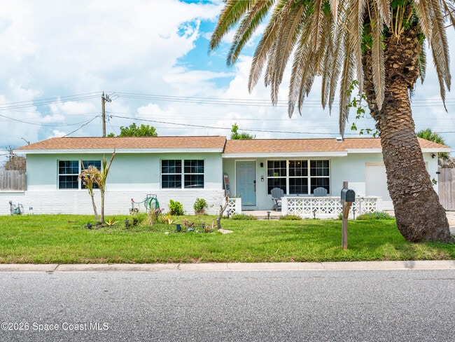 Photo - 135 Melaleuca Dr
