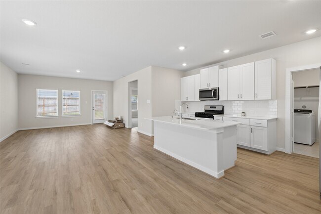 Photo - 6816 Hart Oak Ct