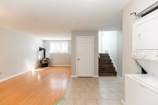 Photo - 219 Emerson Ave