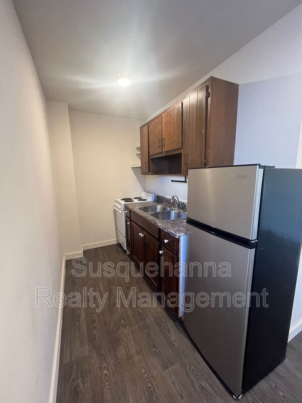 Photo - 122 N Center St Unit 2nd Flr.