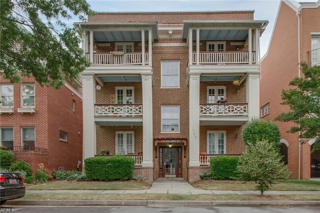 Building Photo - Ghent Unit 3