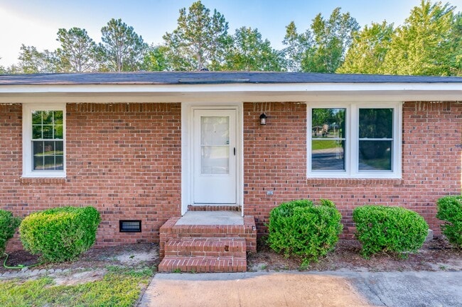 Photo - 216 Cross Hill Rd