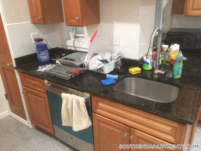 Photo - 179 Northampton St Unidad 4