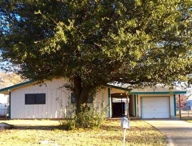 Building Photo - 2411 NW 30th St