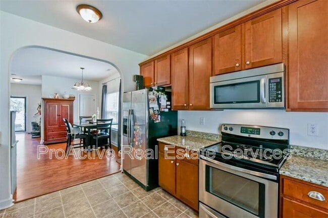 Photo - 217 Thalia Rd