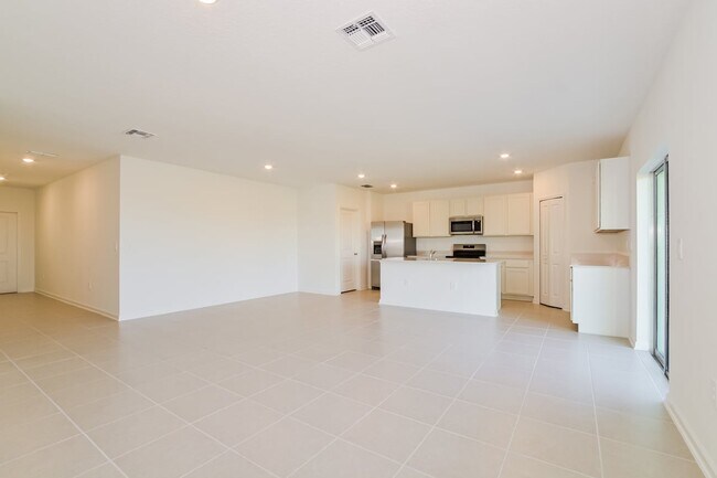 Photo - 4061 Old Ml Rd