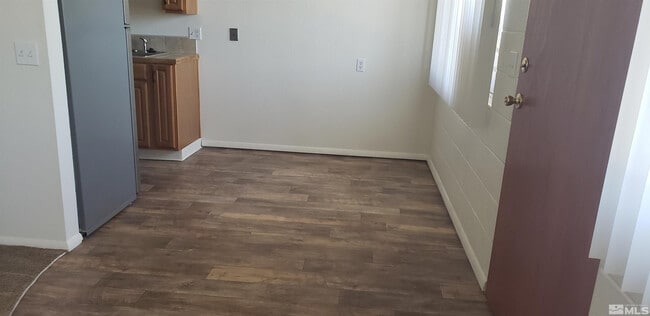 Photo - 565 Roberts St Unidad C