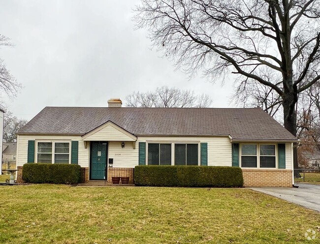 Building Photo - Charming Prairie Village Ranch – Move-In R... Rental