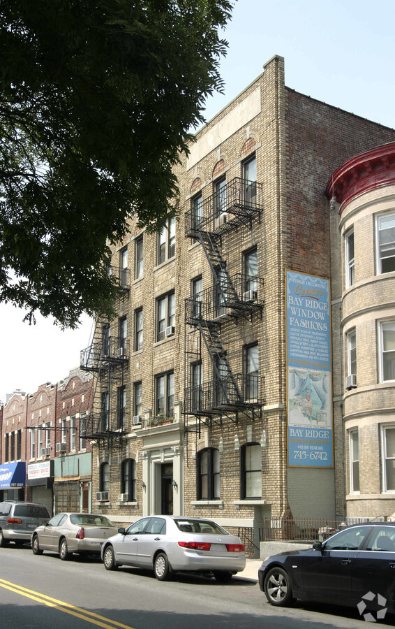 Photo - 459 Bay Ridge Ave Apartments