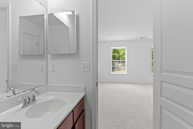Photo - 8852 Purple Iris Ln