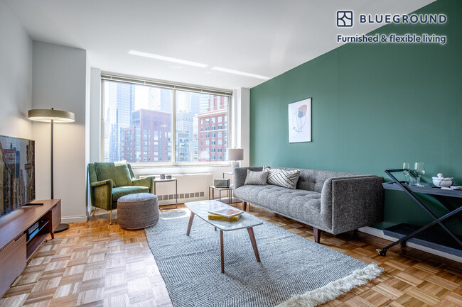 Building Photo - 400 Chambers St Rental