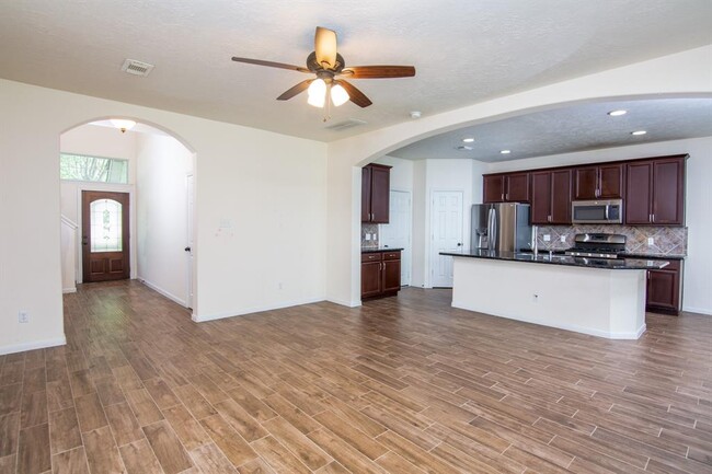 Photo - 147 Ledgestone Pl Condo