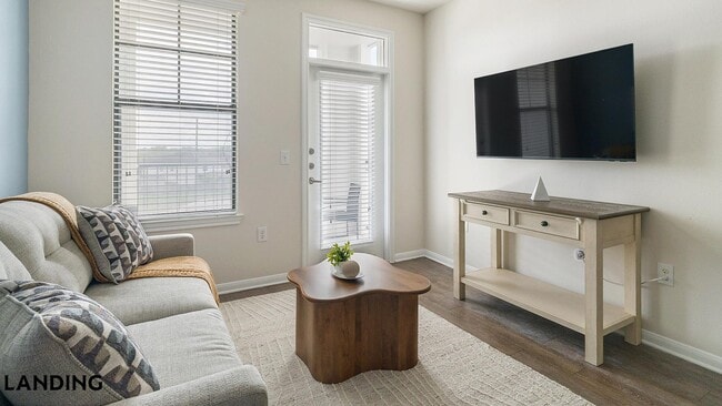 14580 Crosby Fwy Unit 329