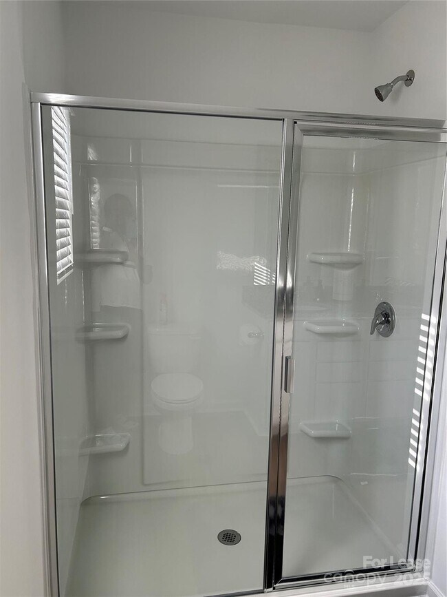 Photo - 11028 Wickenden Wy