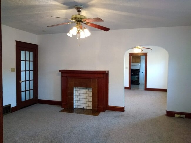 Living room - 3002 French St Apartments Unit #2 Second Floor