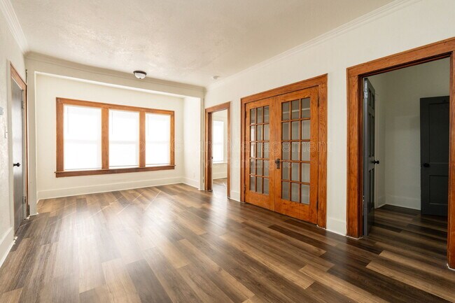 Photo - 423 N Emporia Ave Unit 2