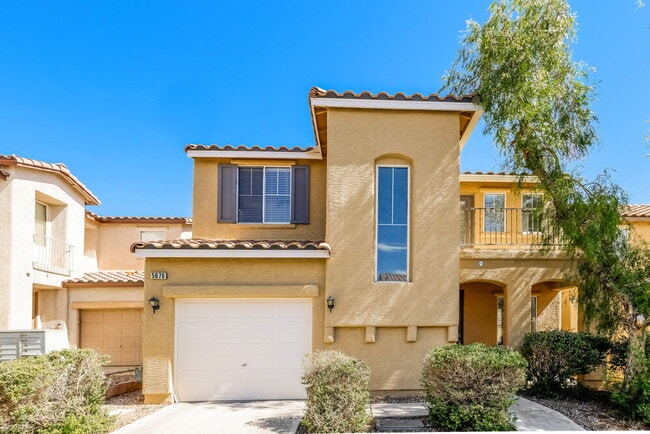 Building Photo - 5876 Secret Island Dr