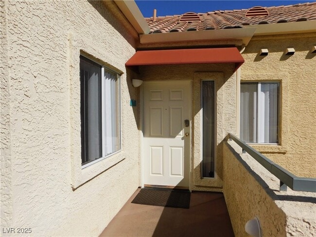 Building Photo - 260 E Flamingo Rd Unit 404 Rental