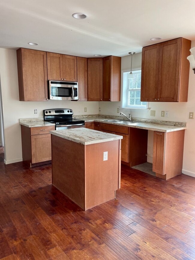 Photo - Single Family 4 Bed 3 Bath Home in LS School District