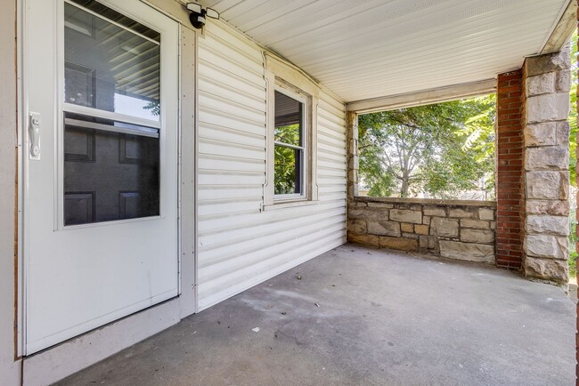 Photo - 316 Belonda St Unit Apt 1