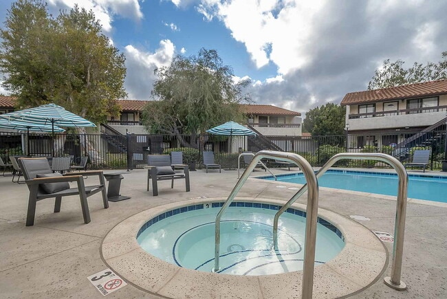 Photo - Hacienda at Camarillo Oaks