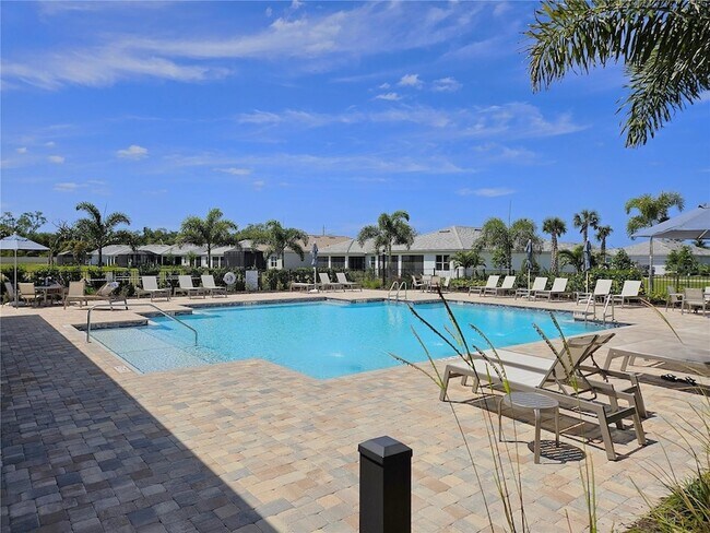 Photo - 17925 Nadine Pl