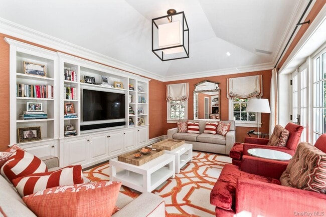 Photo - 30 Underhill Rd