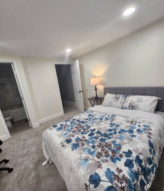 Photo - 708 N Madeira St