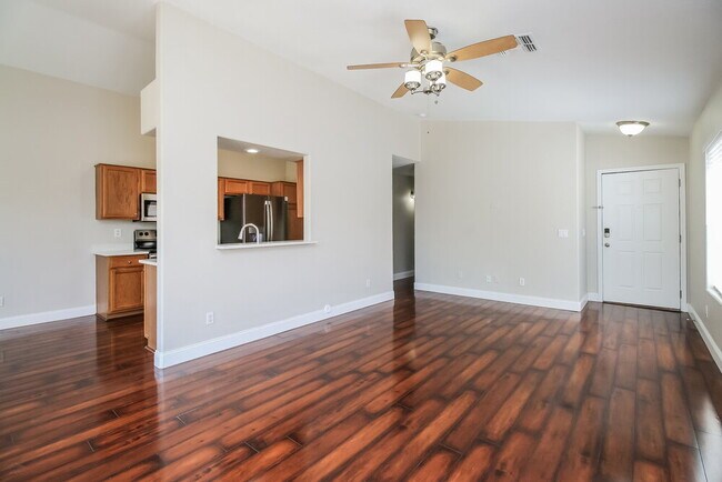 Photo - 1617 W Kesler Ln