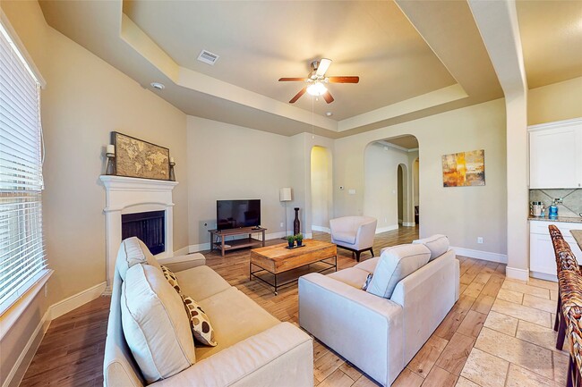 Building Photo - 151 West Wading Pond Circle