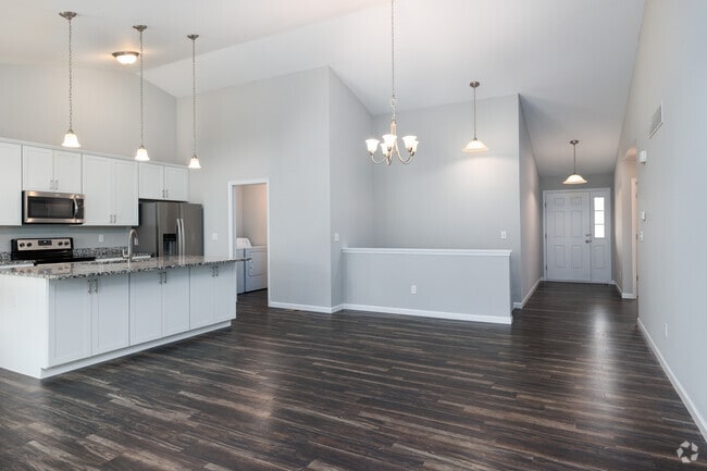 Prinz - Family Room
