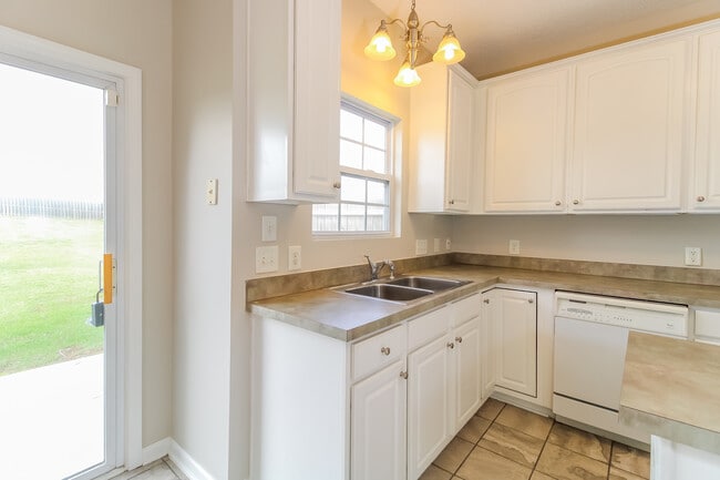 Photo - 1225 Hampton Park Dr