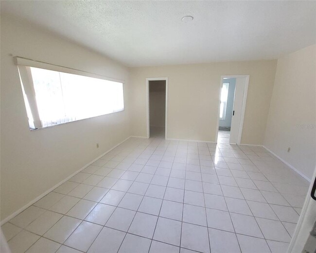 831 SW 49th Terrace