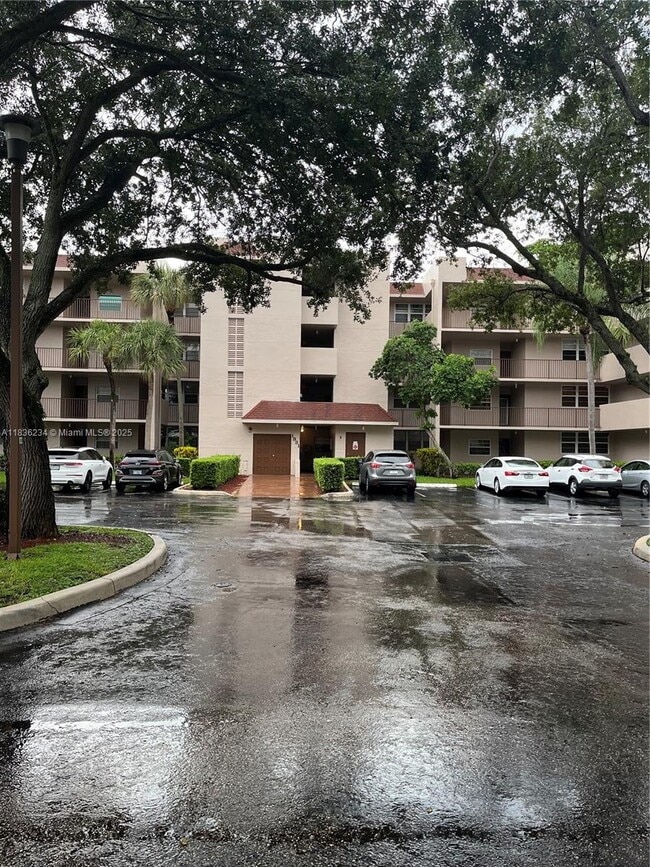 Photo - 1931 Sabal Palm Dr Apartment Unit 204