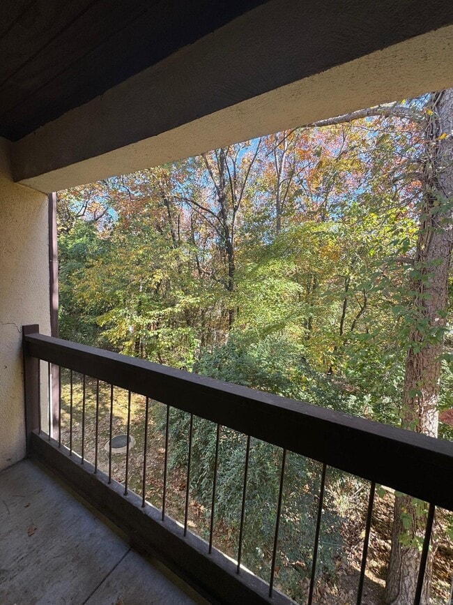 Photo - 301 Kings Row Dr