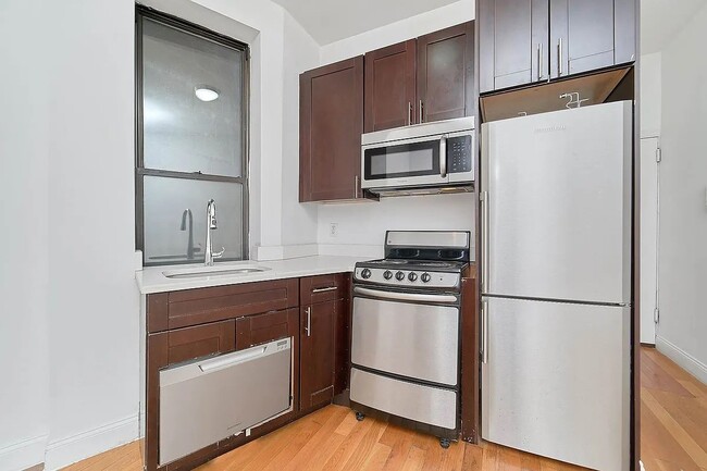 Photo - 400 Central Prk W Unit 11e