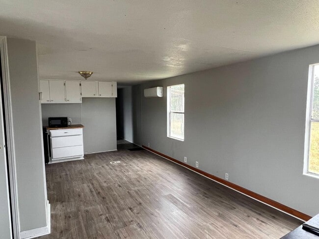 Photo - 43213 Claxton Cir