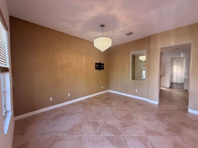 Photo - 8309 NW 8th Way