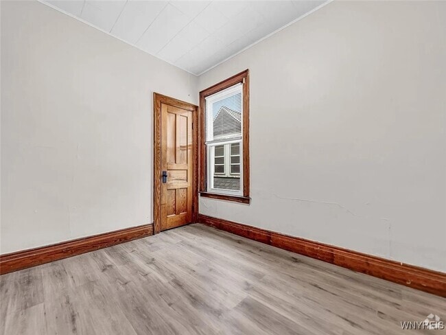 Building Photo - 510 Connecticut St Rental