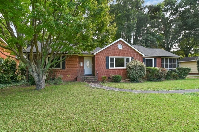 Photo - Newly Renovated 3-Bedroom Ranch with Spaci...