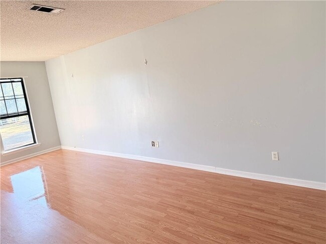 Photo - 890 E Cherry St Unidad 204